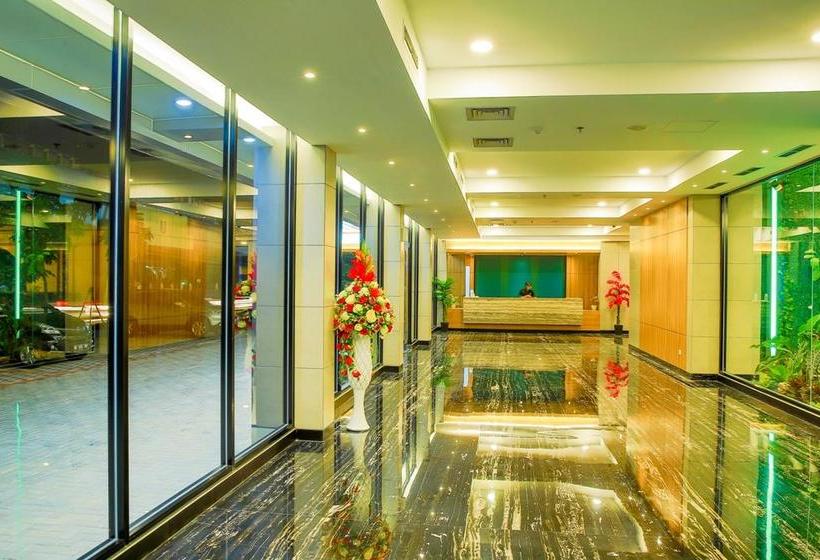 فندق Evo  Pekanbaru