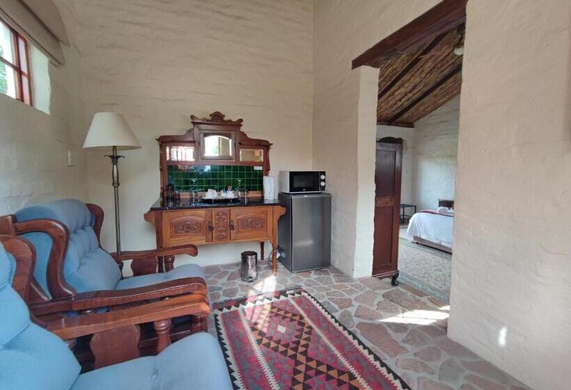 Ganora Guest Farm, Camping And Excursions