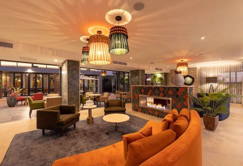 Отель Angels View