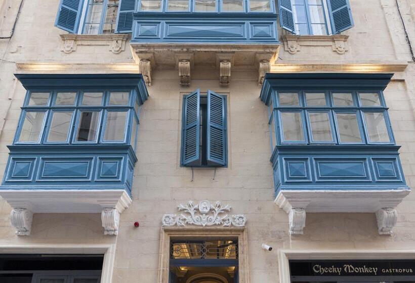 هتل Ax The Saint John