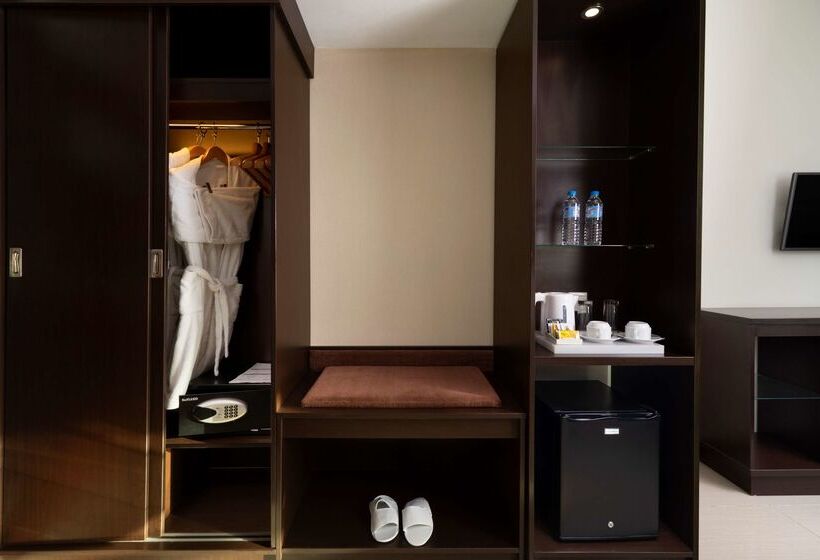 בית מלון כפרי Best Western The Lagoon