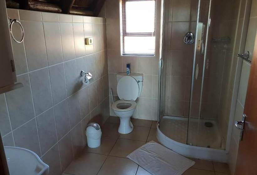 Отель Charihandra Game Lodge