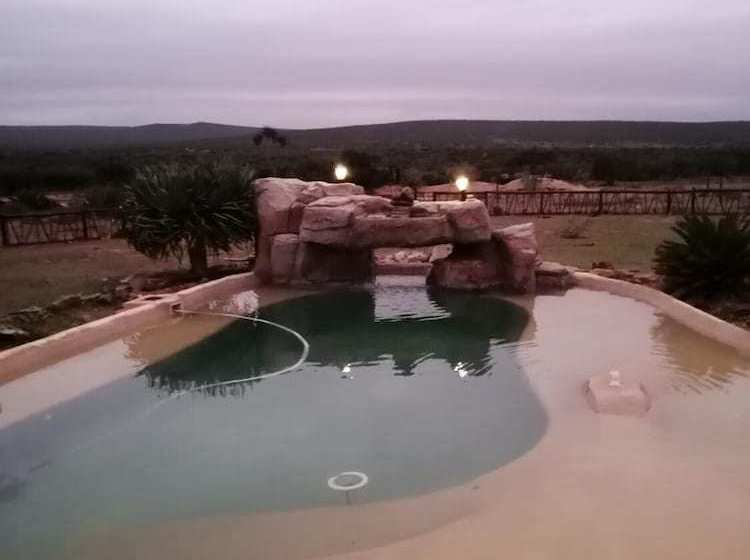 Отель Charihandra Game Lodge