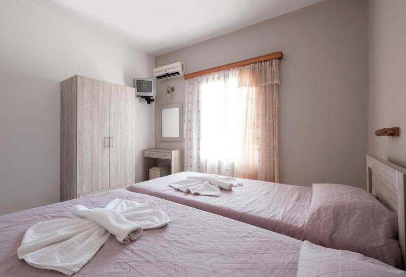 酒店 Club Maria Sidari