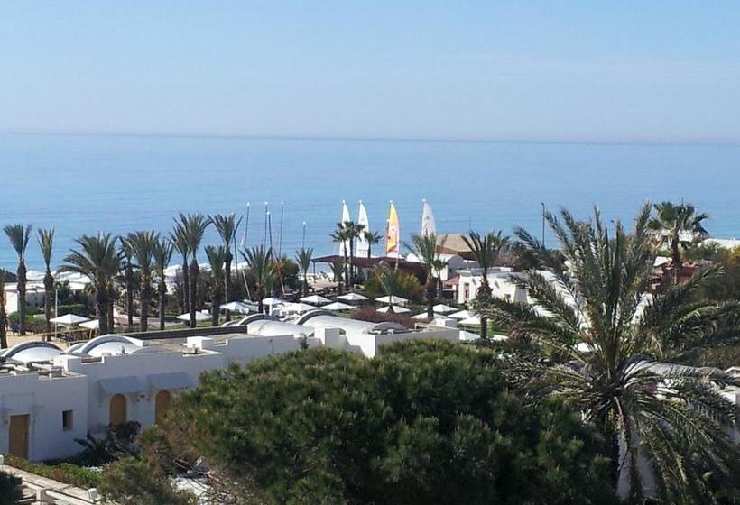 Hotel Delfino Beach Resort & Spa
