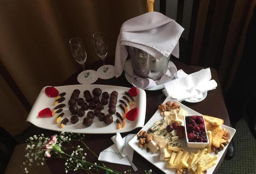 Отель Diego De Almagro Coyhaique