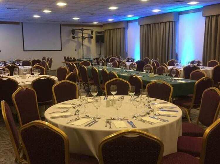 Отель Diego De Almagro Coyhaique