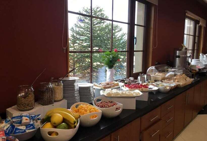 Отель Diego De Almagro Coyhaique