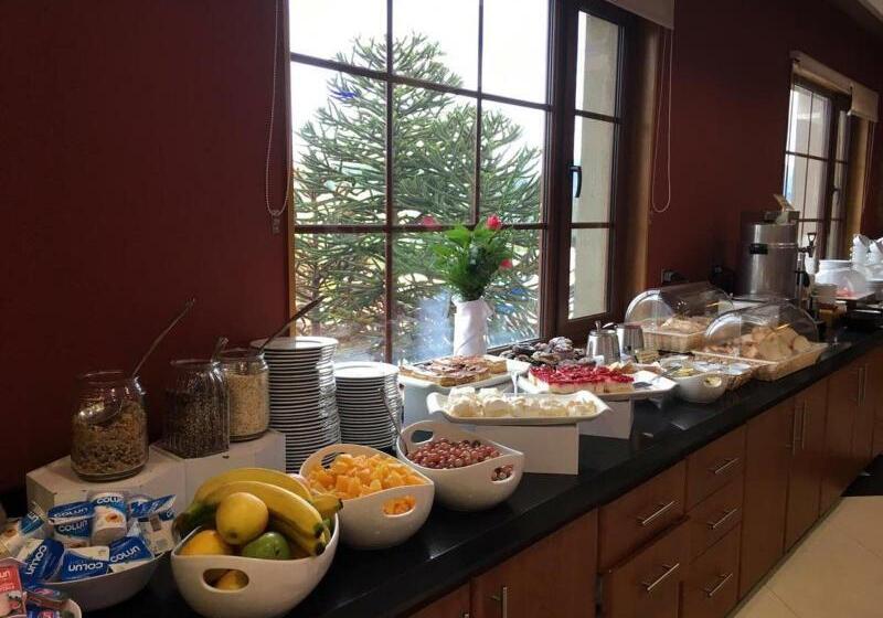 Отель Diego De Almagro Coyhaique