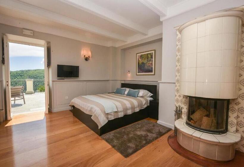 هتل Draga Di Lovrana