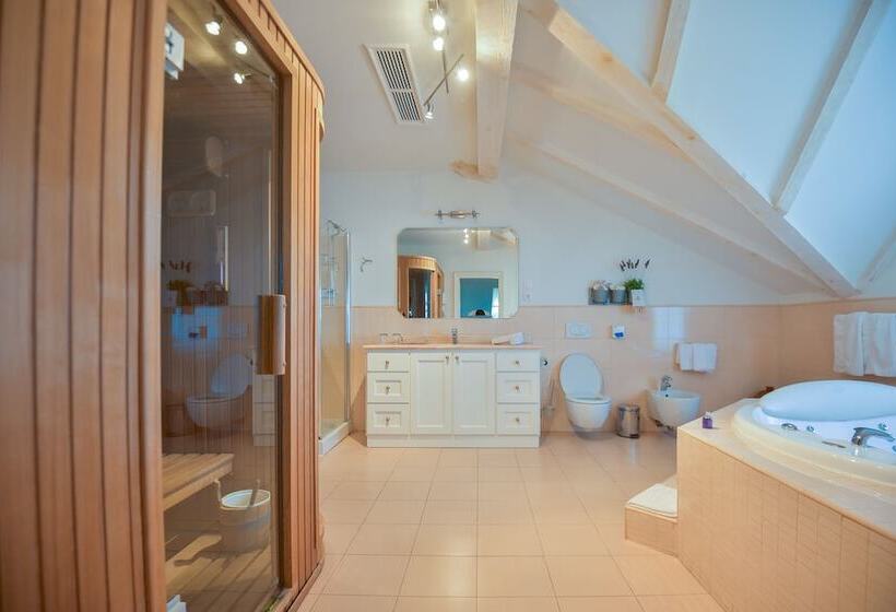 هتل Draga Di Lovrana