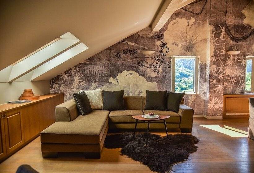 هتل Draga Di Lovrana