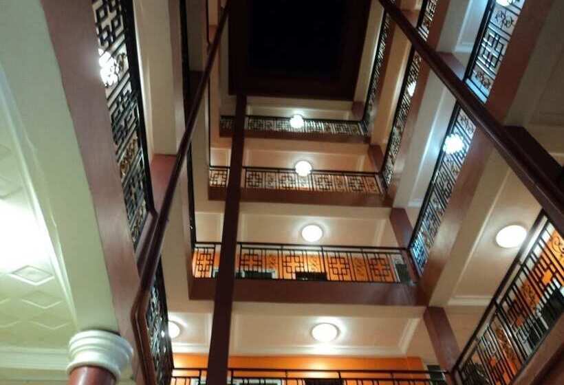 هتل Faculty Apartments & Hostels