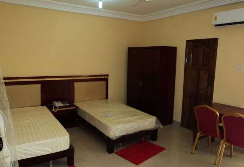 هتل Faculty Apartments & Hostels