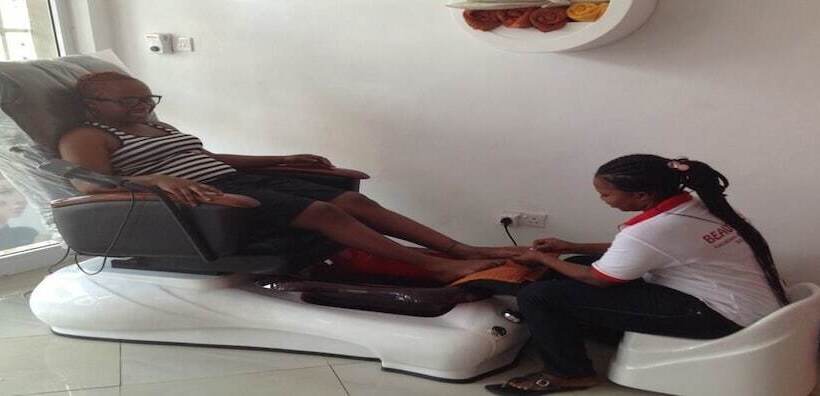 هتل Faculty Apartments & Hostels