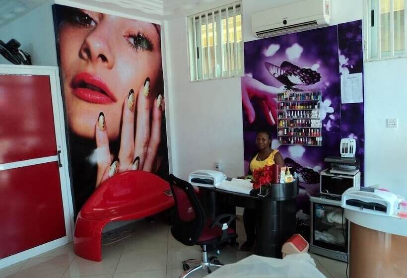 هتل Faculty Apartments & Hostels