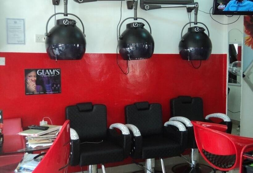 هتل Faculty Apartments & Hostels