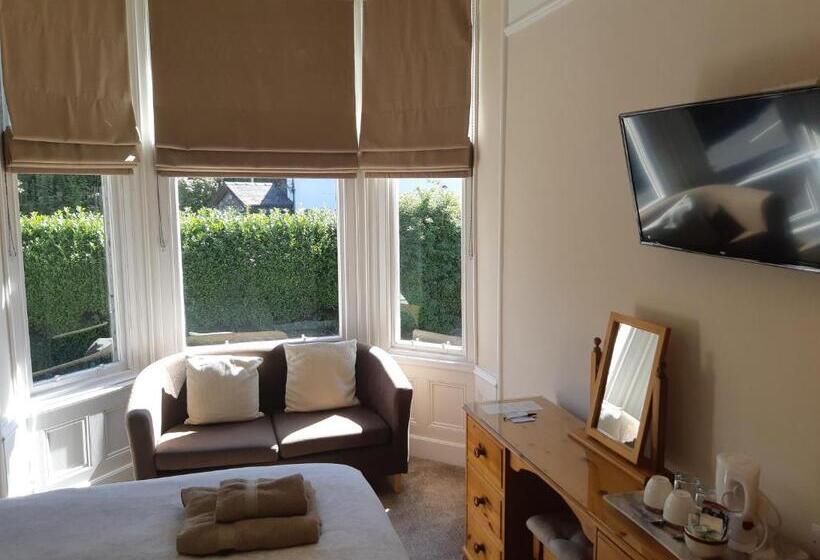 호텔 Ferndale Lodge