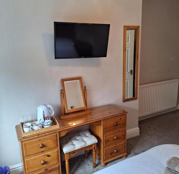 호텔 Ferndale Lodge