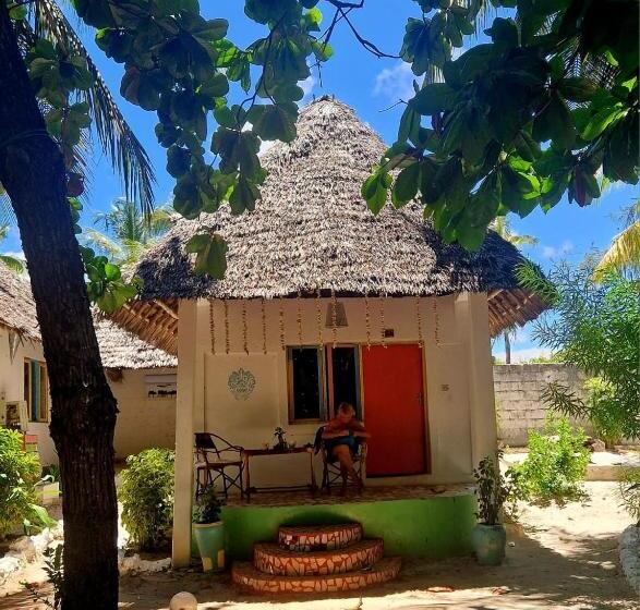 فندق Fontaine Garden Village