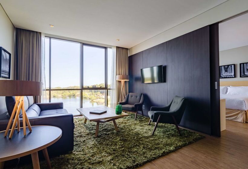 هتل Hampton By Hilton Montevideo Carrasco