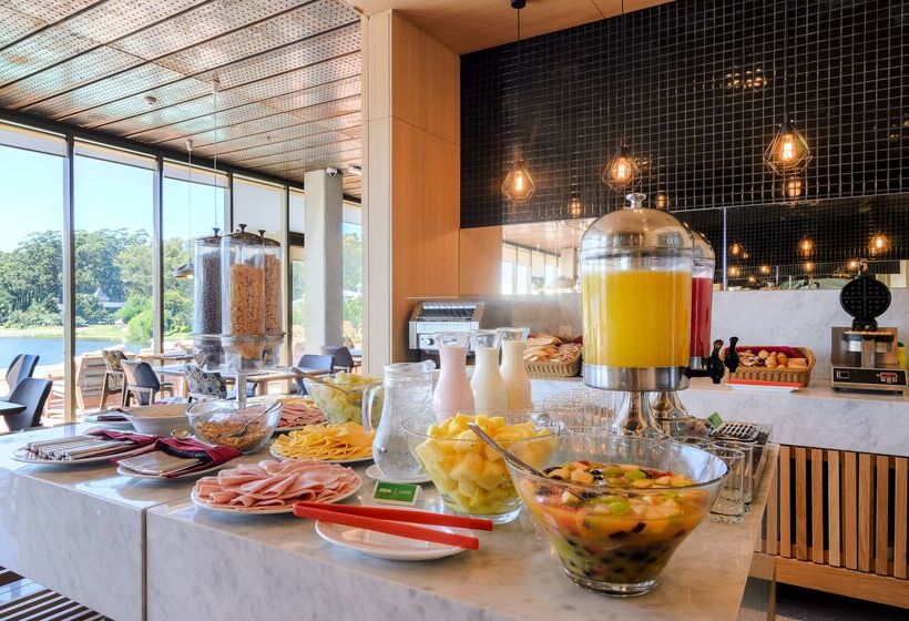 هتل Hampton By Hilton Montevideo Carrasco