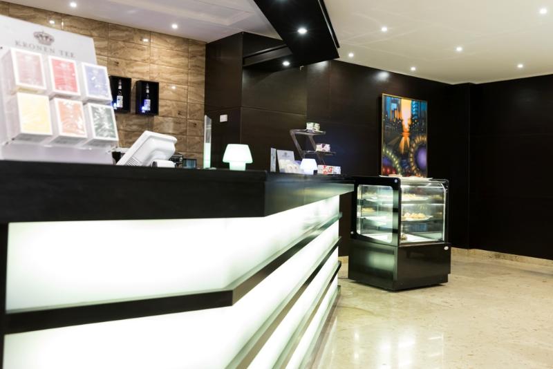 هتل Hôtel New Day