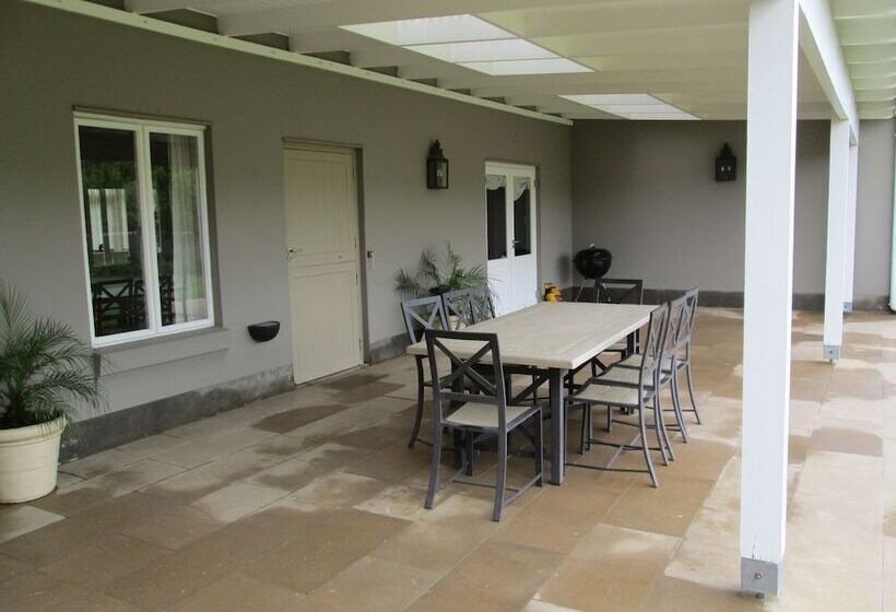 בית מלון כפרי Kwa Jabu Accommodation