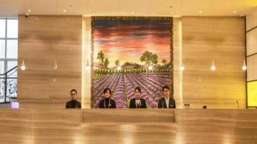 Lavande Hotel Shanghai Hongqiao National Convention Center Branch