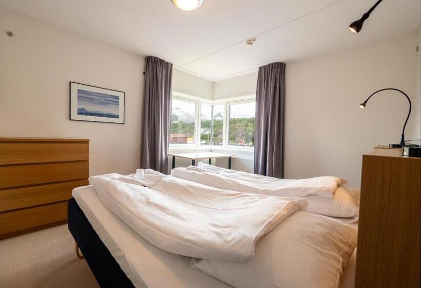 Lofoten Sommerhotell Og Vandrerhjem