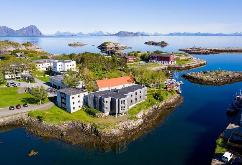 Lofoten Sommerhotell Og Vandrerhjem