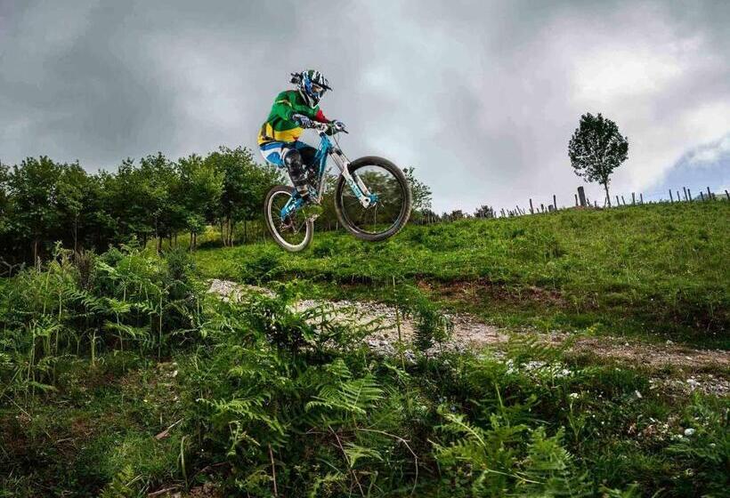 Отель Palacio De Yrisarri By Irrisarri Land