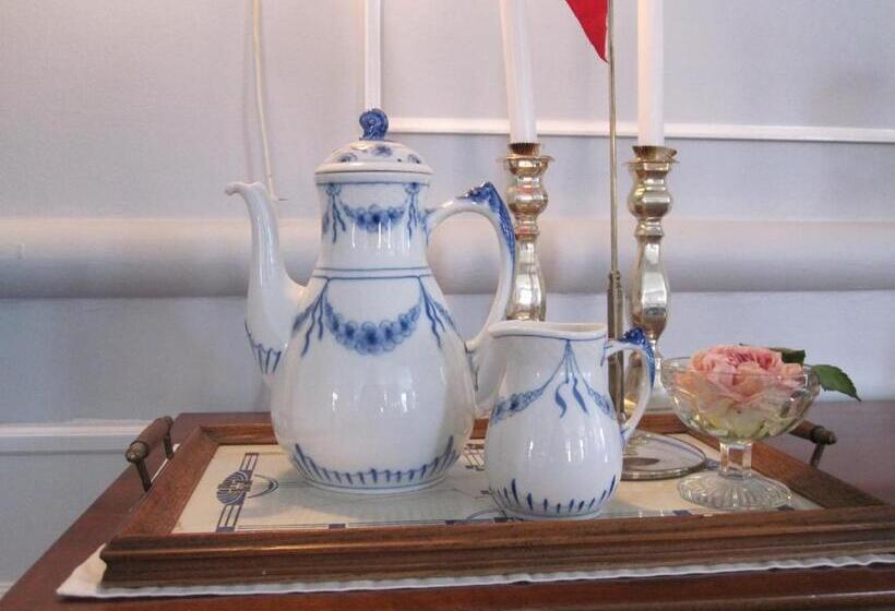 ホテル Postgaarden