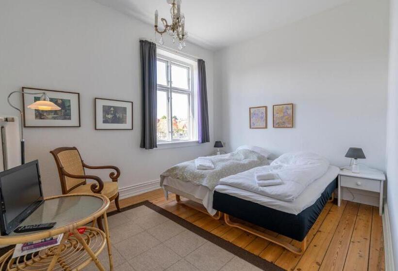 ホテル Postgaarden