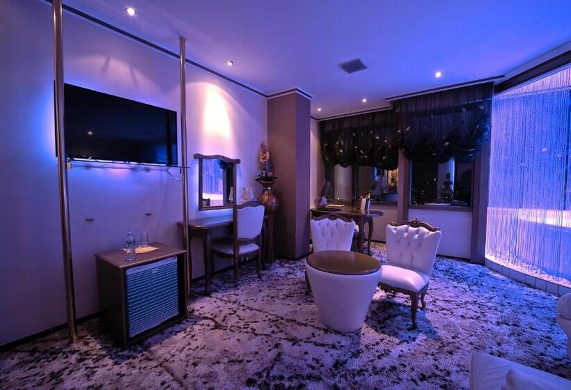 בית מלון כפרי Rosa Blu