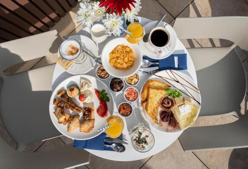 هتل The Duke Boutique