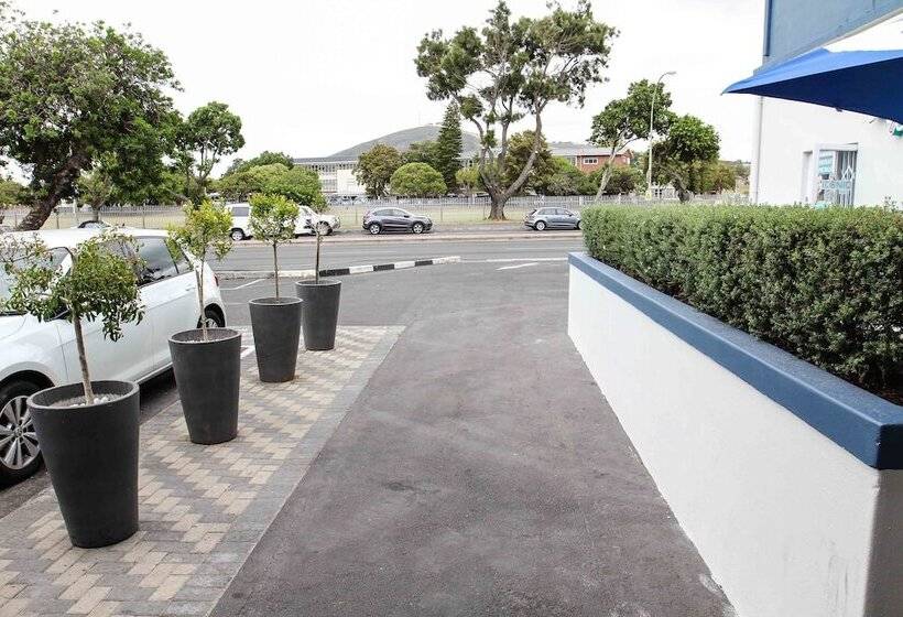 New National Hotel And Conference