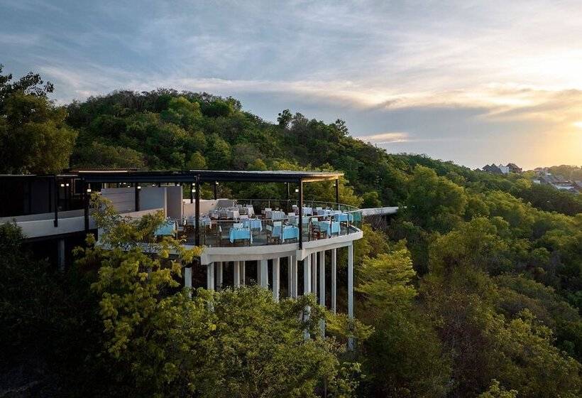 בית מלון כפרי The Ritz Carlton Koh Samui