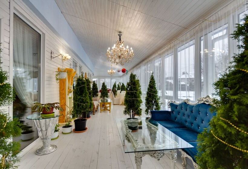 هتل Vnukovo Village Guest House & Spa