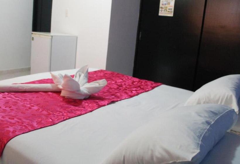 酒店 Y Parque Turístico Navar City