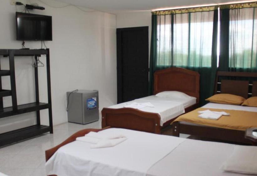 酒店 Y Parque Turístico Navar City