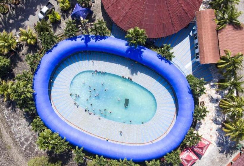 酒店 Y Parque Turístico Navar City