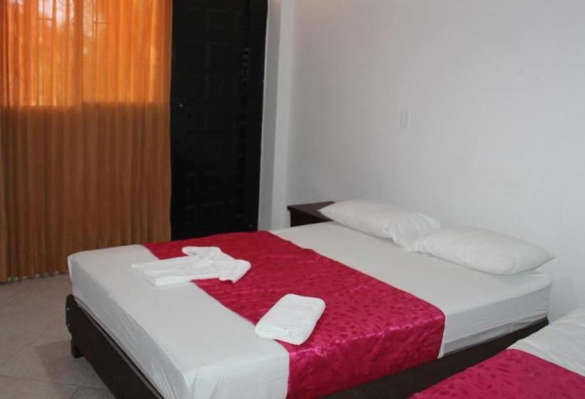 酒店 Y Parque Turístico Navar City