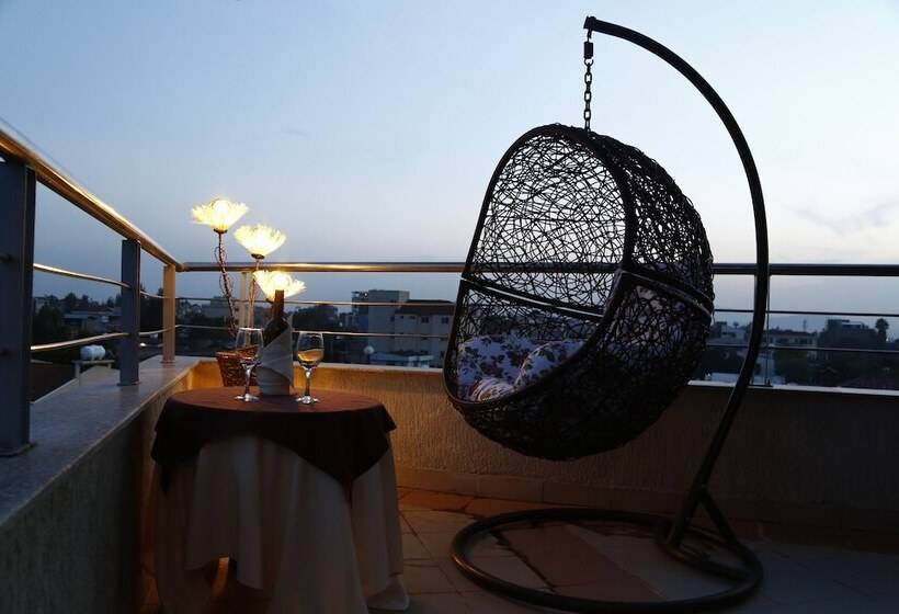 Hotel Ye Afoli International