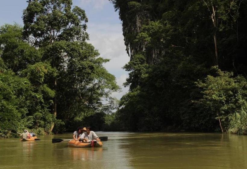 Khao Sok Riverfront Resort