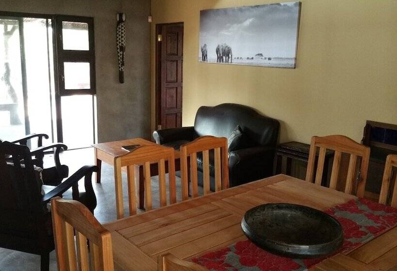 Marloth Kruger Bush Villa