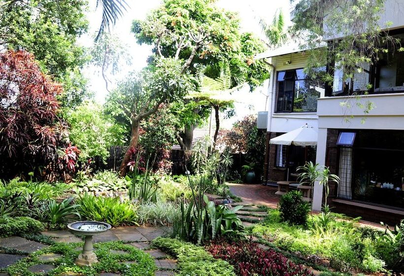 Oliveroom Self Catering And B&b