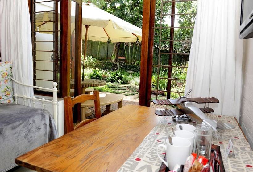 Oliveroom Self Catering And B&b