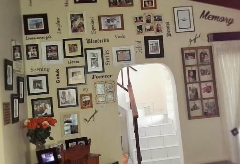 پانسیون Akanan Guest House