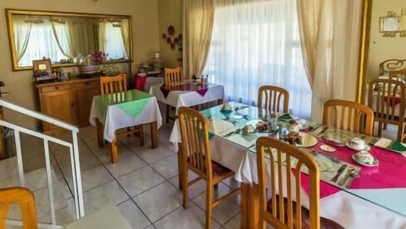 پانسیون Akanan Guest House